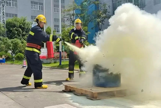 人生就是博官网集团||消防技术交锋 火力全开就是“燃”